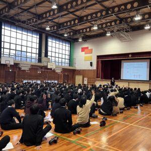 【バドミントン部】練習試合を行いました